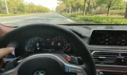 自己开车短视频,我的自驾短视频集锦